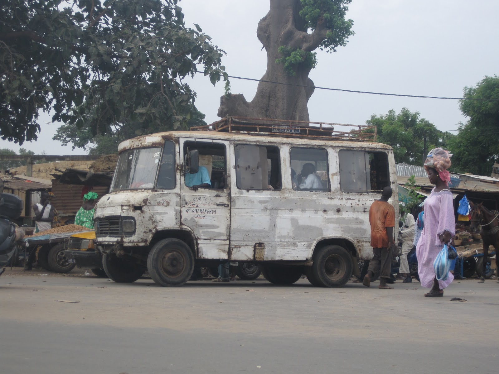 Les récits de Leen et Lien à Thiès Moyens de transport au Sénégal