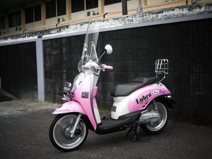 Mnurux Modification Of Motor Scooter Matic Honda Scoopy Pink Style Retro 2011
