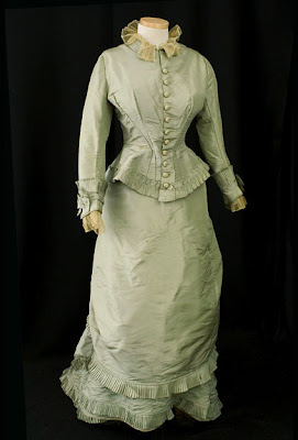 i love historical clothing: bustle dress 1876-1880