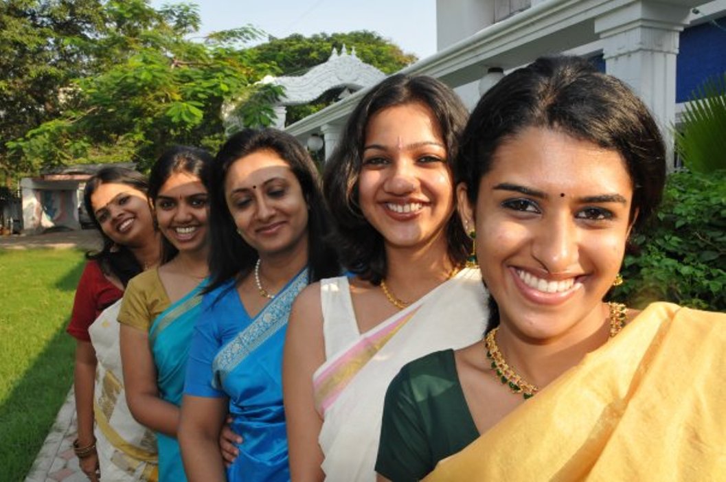 Cinima Snacks Sexy Kerala Girls Part9 
