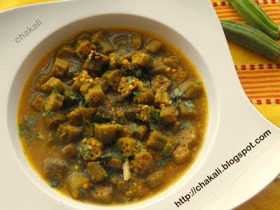 chinch gulachi bhendi, bhendi curry, sweet and sour okra curry
