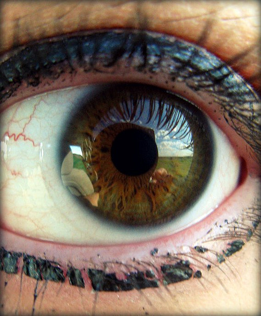 Peachy Pink Sisters Update On ÷Cracked Eyeliners, Skin Regimen, Makeover