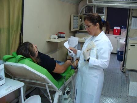 ESTILO & SOCIAL: SOLIDARIEDADE: UNIDADE MÓVEL DO IHENE VEIO Á GRAVATÁ