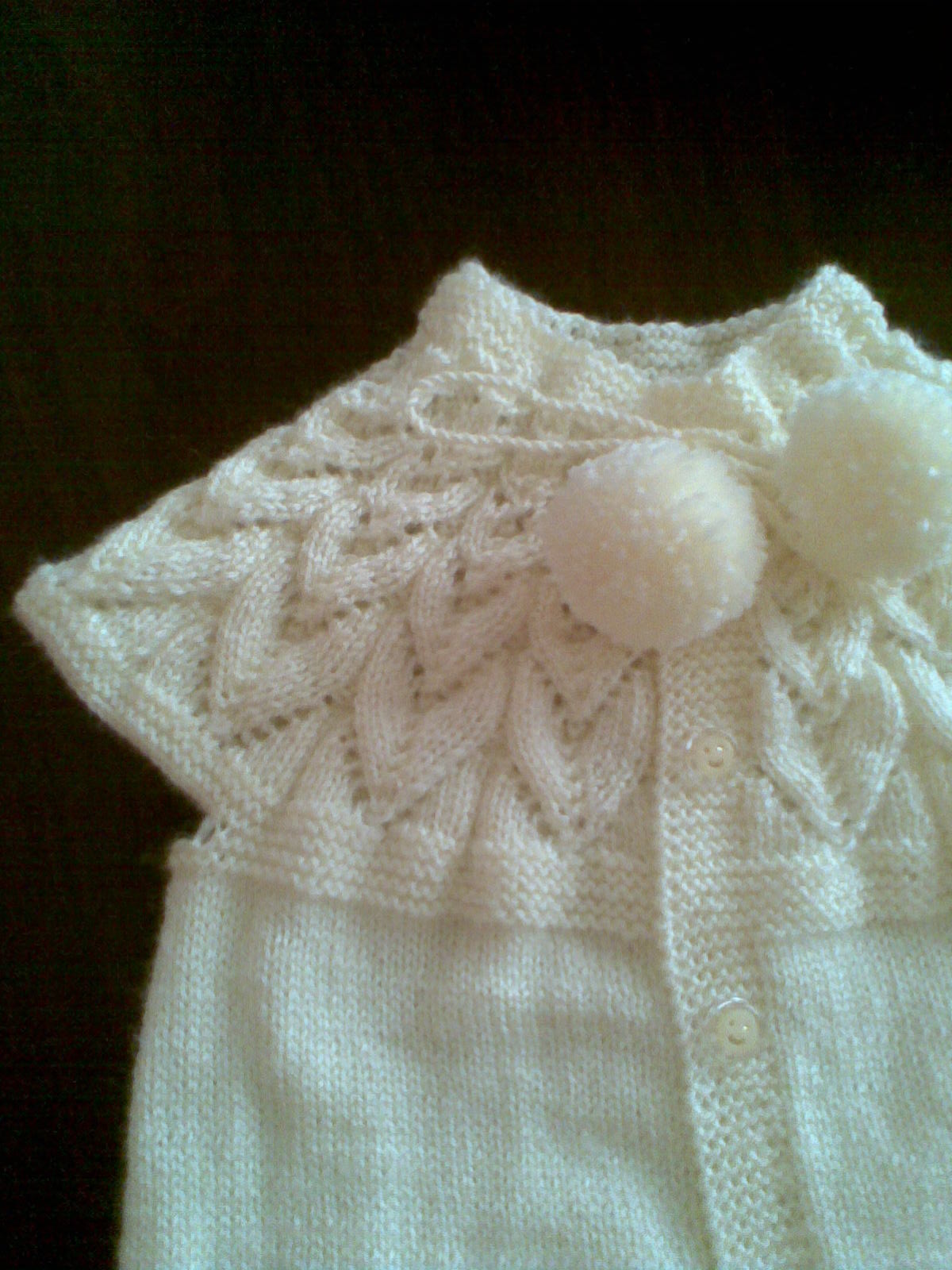 mor menekse PONPONLU ÖRGÜ BEBEK YELEĞİ