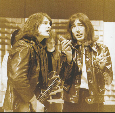 the_outsiders,cq,1968,psychedelic-rocknroll,WALLY_TAX,RONNIE_SPLINTER,BUZZ,MISFIT,AMSTERDAM,NEDERBEAT the_outsiders,cq,1968,psychedelic-rocknroll,WALLY_TAX,RONNIE_SPLINTER,BUZZ,AMSTERDAM,NEDERBEAT