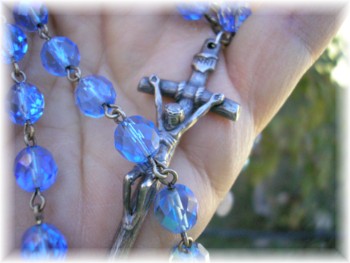 [rosary+blue.jpg]