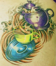 Tizzy Teapot by Joe Allhoff, Trader Bob's