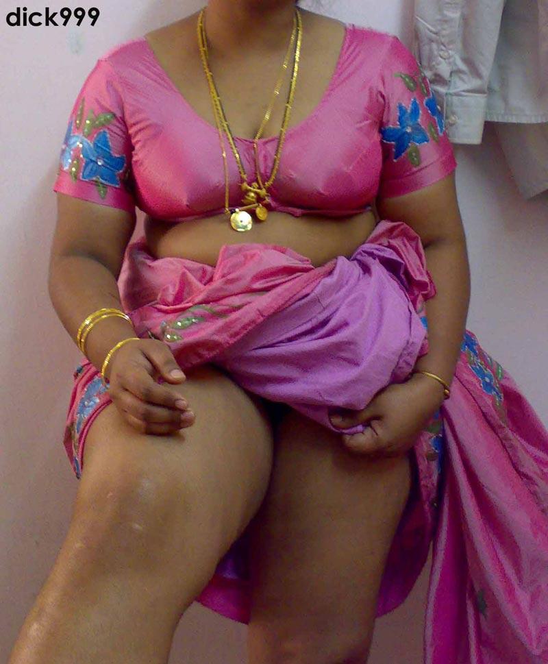 sex aunty saree housewife