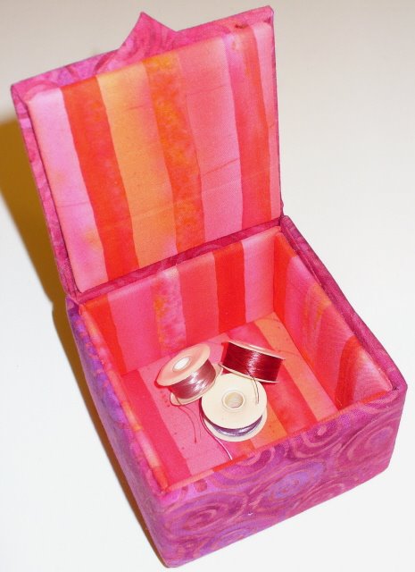 [Fabric+box+finished.jpg]