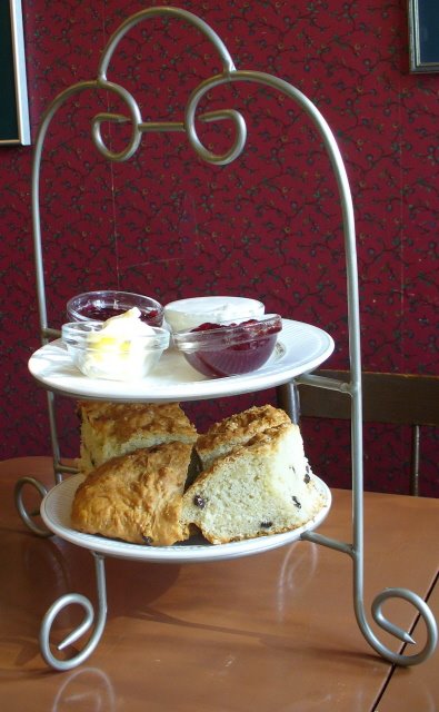 [Tea+and+scones.jpg]