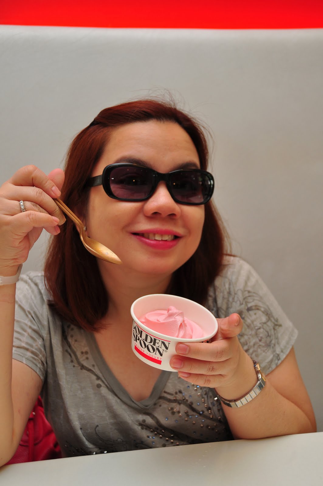 Le fang, le kwatsa! Golden Spoon Frozen Yoghurt