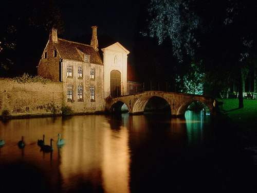 [london-bridge-101.jpg]