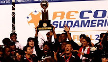 Golio 3-0 en  Quito Eres grande  Campeon