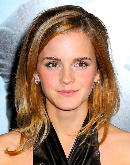 Emma Watsons new hairstyle.