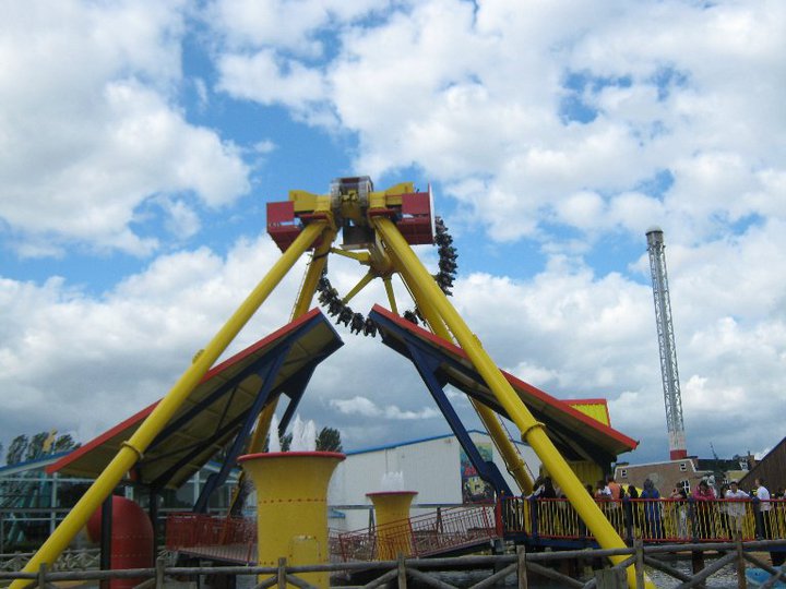 Adventures with Amy Summers: Flamingo Land - Rides