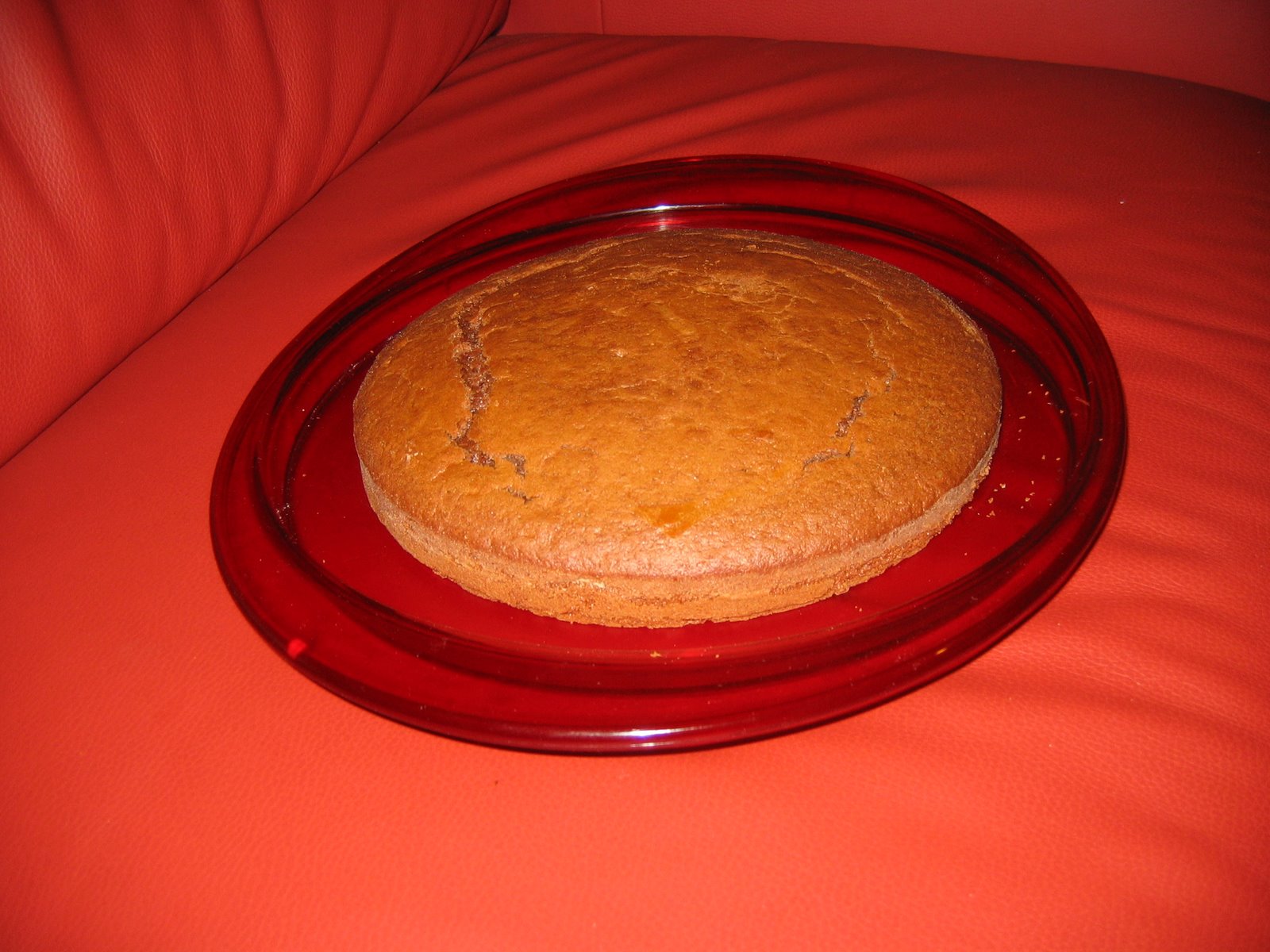 [Torta_tricioccolatata_baselatte.jpg]
