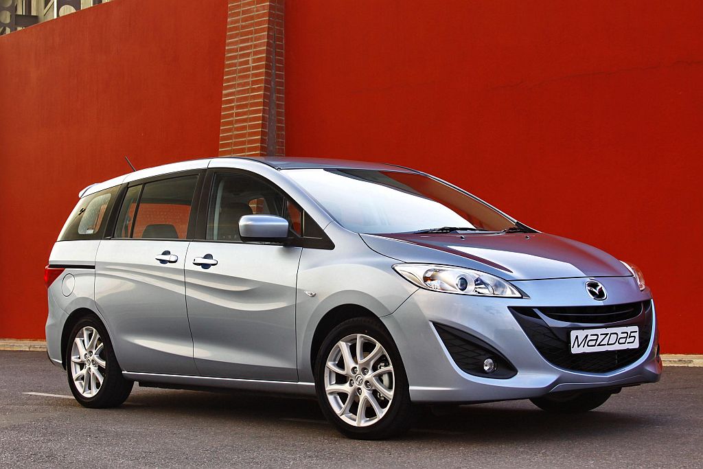 IN4RIDE: NEW MAZDA5 TAKES TO THE ROAD