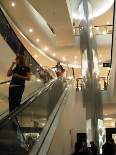 Shop escalator