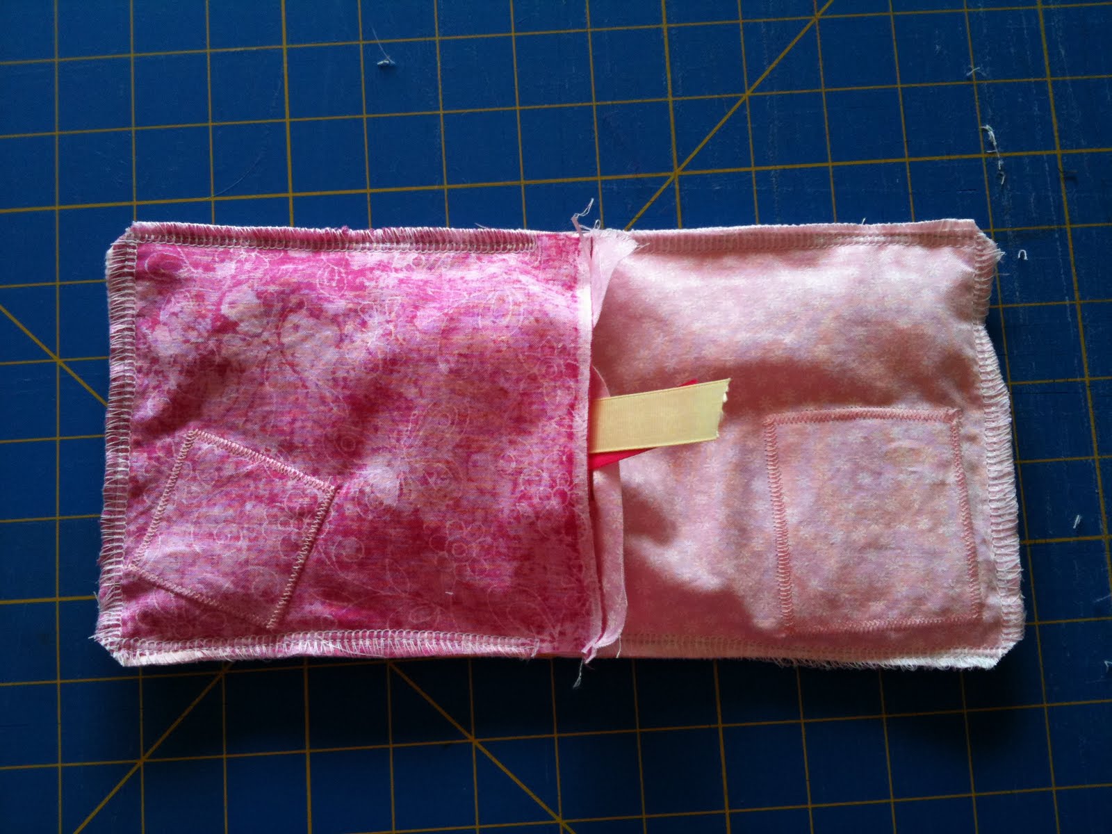 Tenderfeet Stitches: Children’s Cloth Book Tutorial