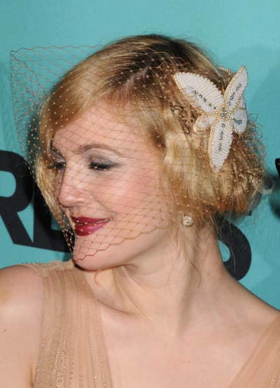 1920s Hairstyles on Today's Stars Drew Barrymore wearing a 1920′s inspired