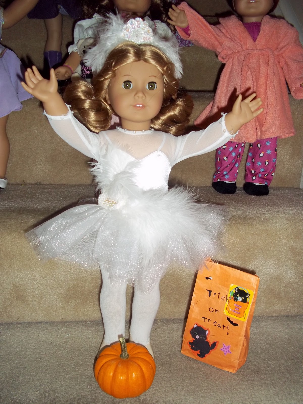 American Girl Friends Doll Halloween Costumes!