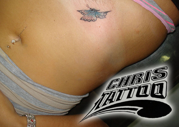 Chris Tattoo: Tatuagem borboleta na virilha-CHRIS TATTOO ITAJUBÁ