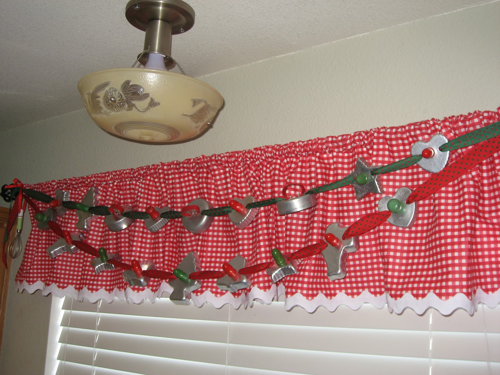 Cookie Cutter Crafts on Pinterest | Cookie Cutters, Cookies and Snowman