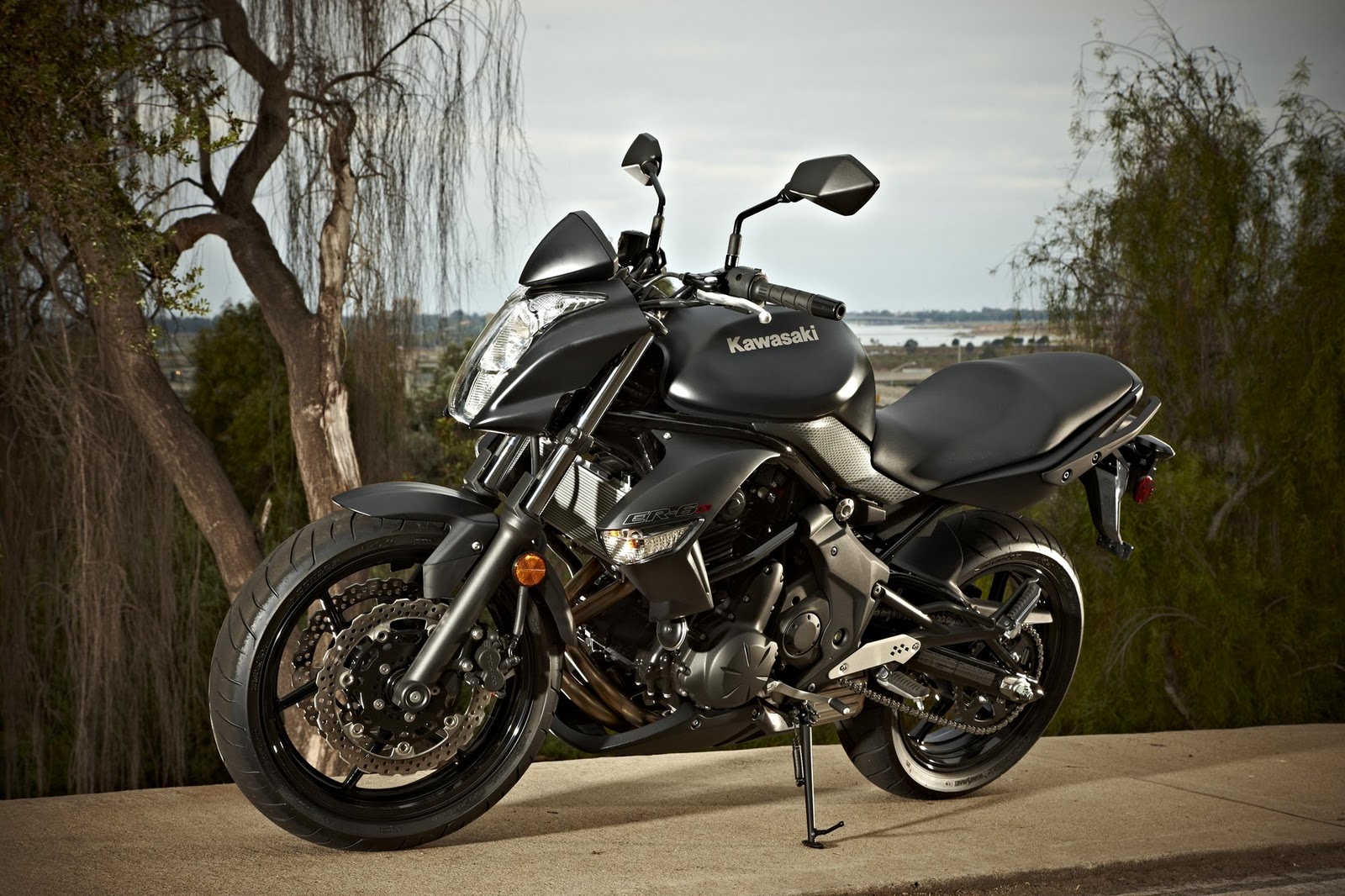 World's one of the most beutiful bike -Kawasaki sports ER-6n ~ super bikes