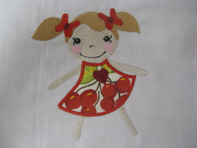 Little Russian Dolls Babushka Applique Quilt Wall Art Pattern