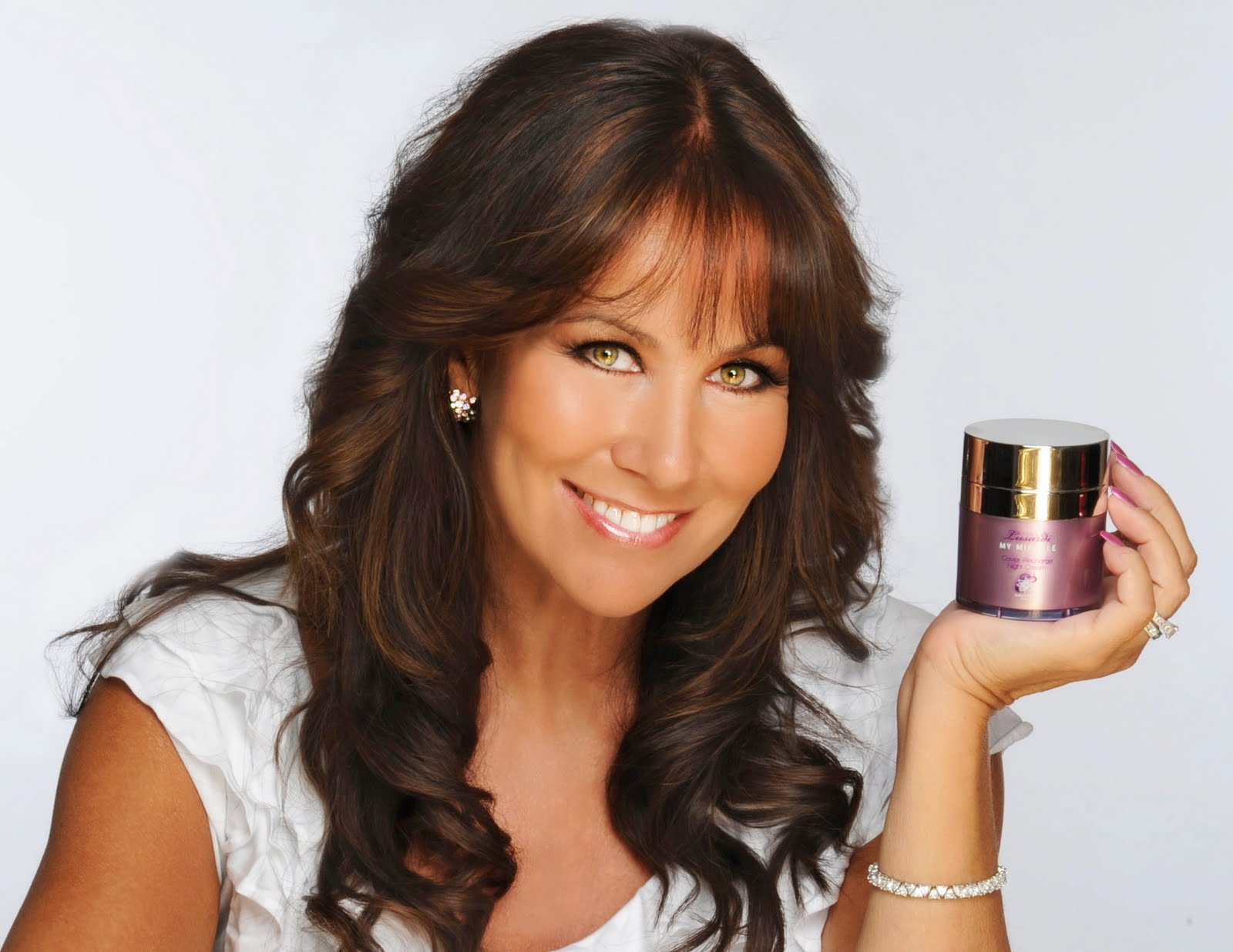 После 50 лет как надо. Linda lusardi в молодости. linda lusardi. уход за волосами после 50 лет.