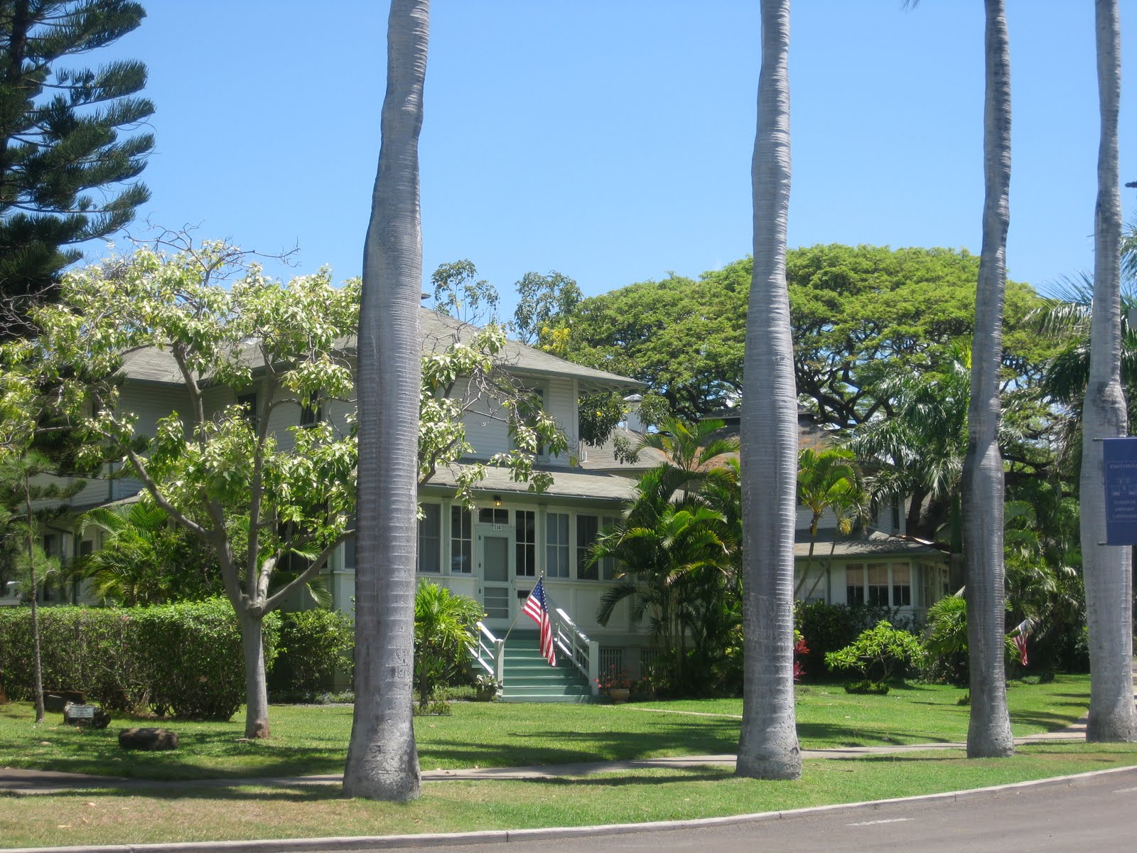 The Weisse Guys fort shafter