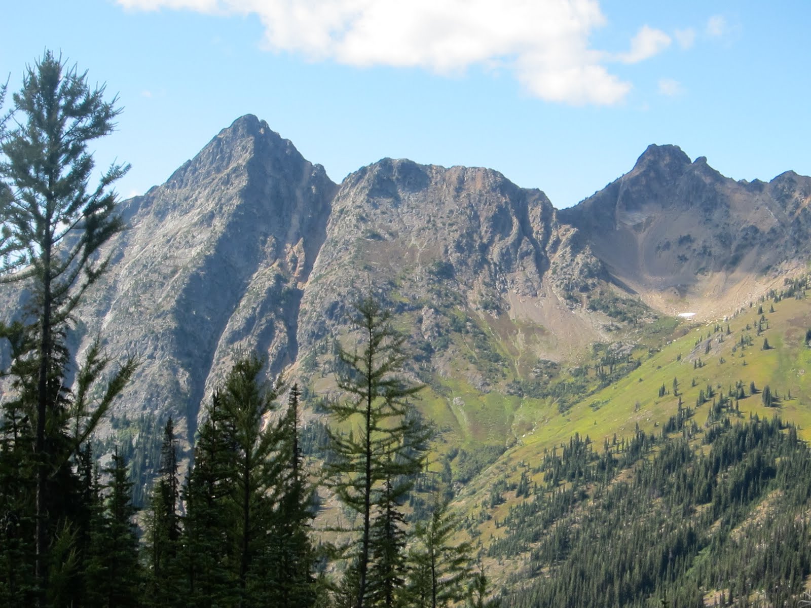 Pacific Northwest Seasons Along the North Cascades Scenic Highway Hiking to Blue Lake