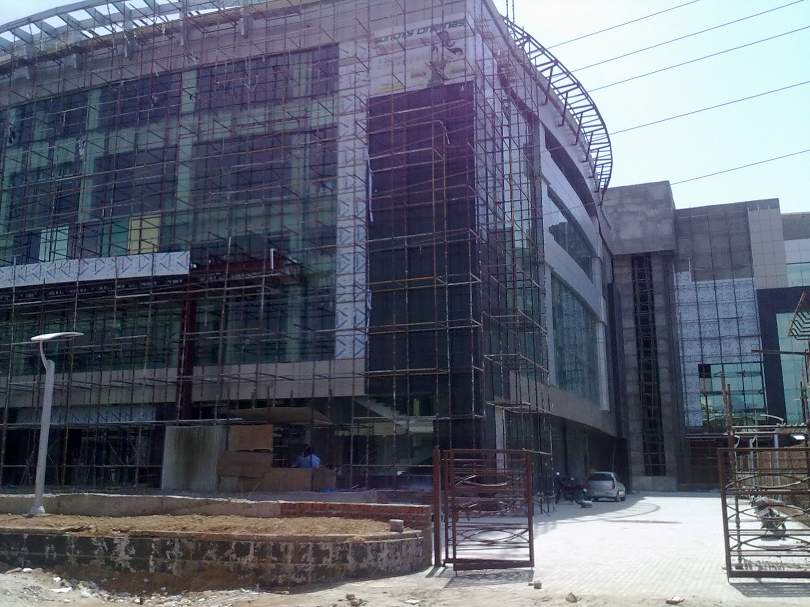 Property in Chandigarh 550 sq. ft shop for RENT in homeland city mall