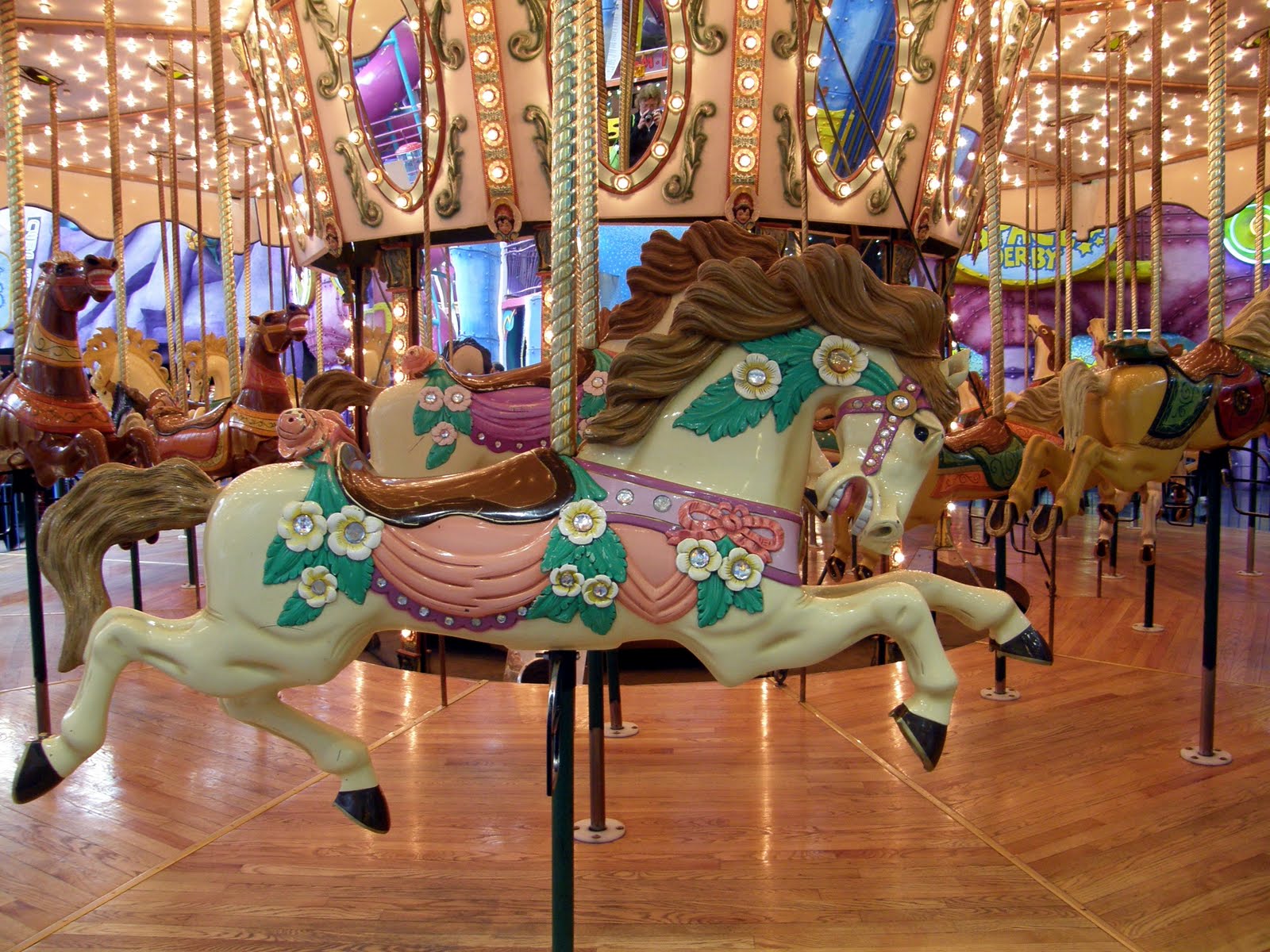 Sibu Pegasus Power Photo Finish Friday Carousel Horses