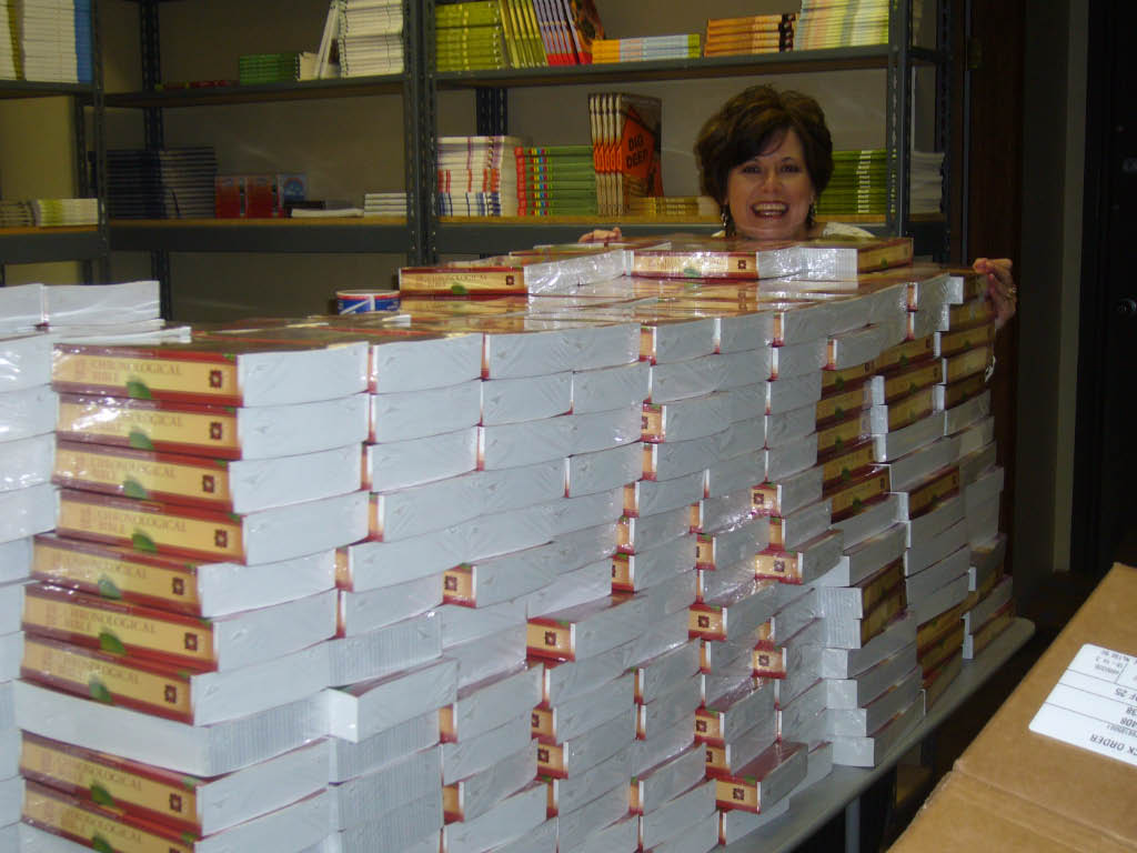 [wendys+head+on+the+Bible.jpg]