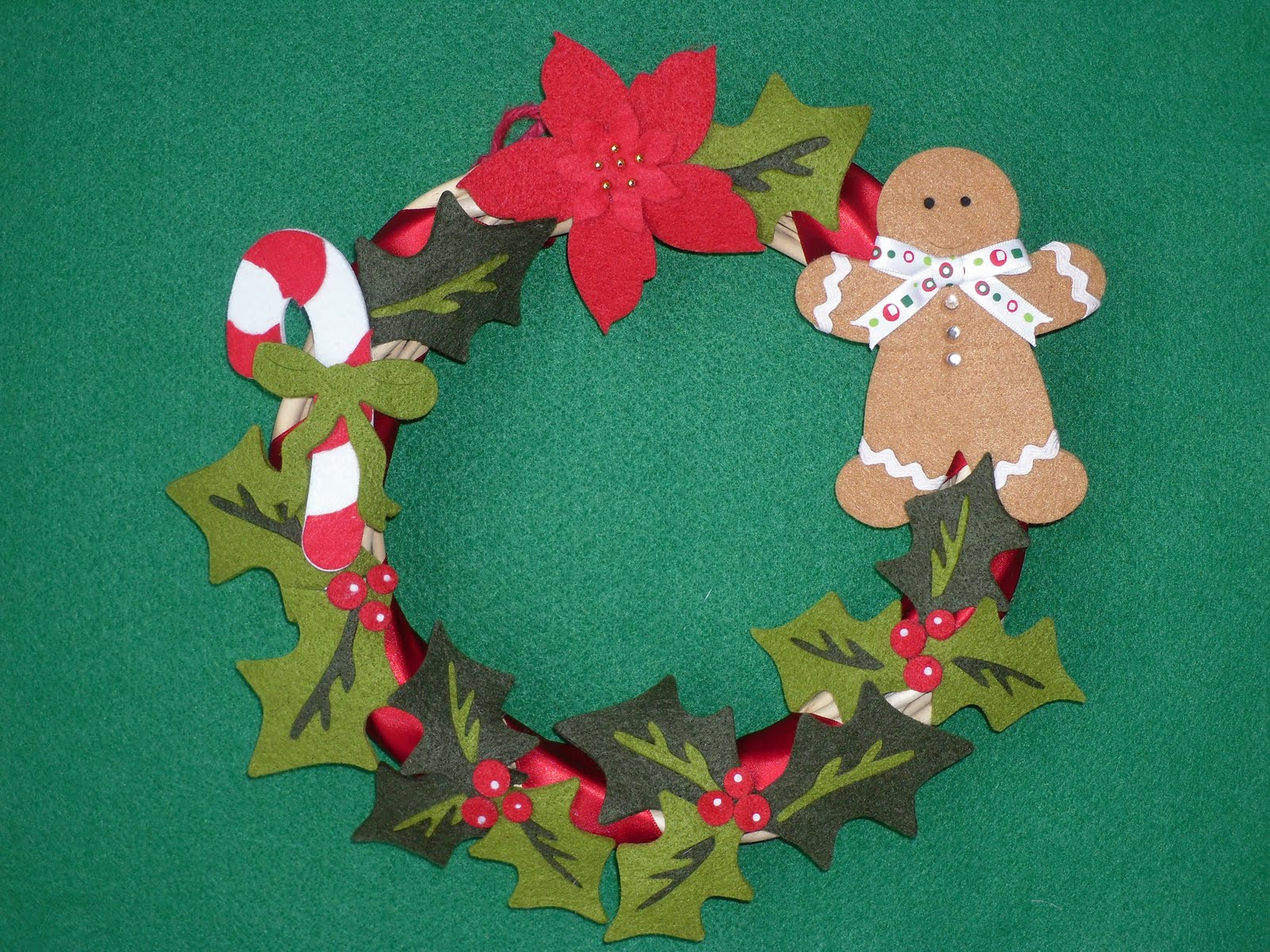 Le ghrlande d Natale per abbellre porte e non solo: 11 dee unche
