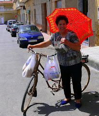 Gente de La Murada - Lola y su bici