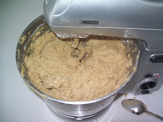 ginger bread house mix with dough hook
