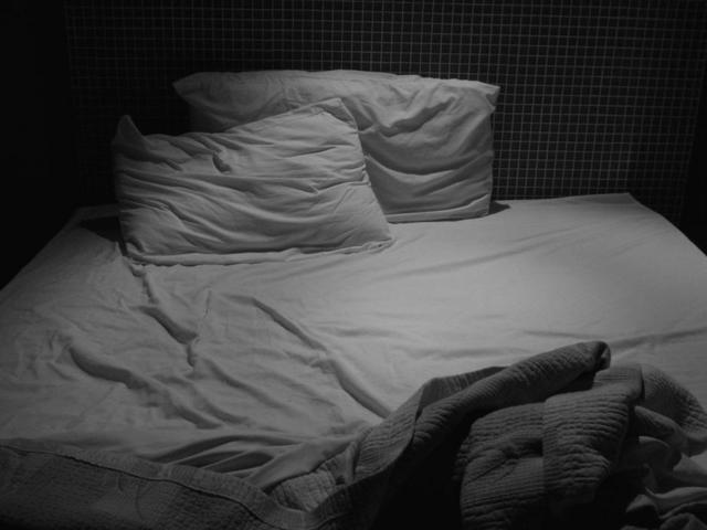 Resultado de imagem para cama desarrumada