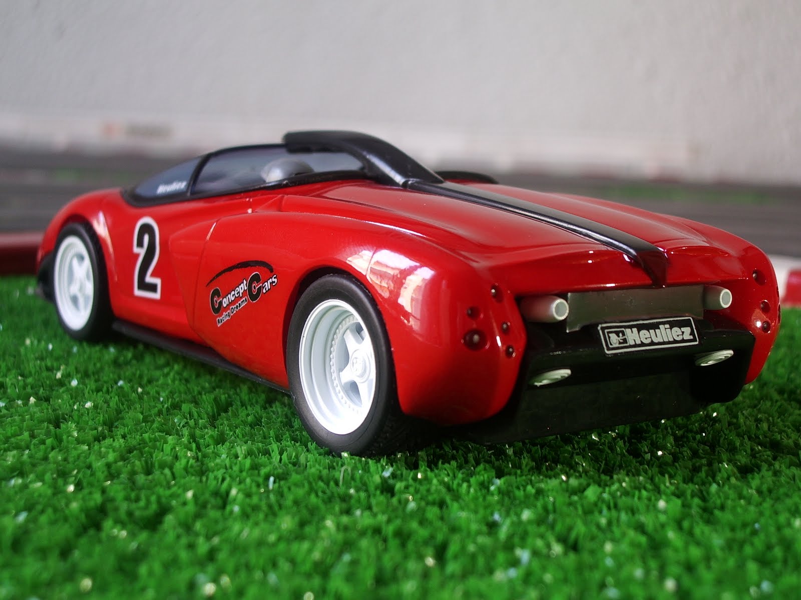 [Heuliez+Pregunta+Version+Racing+2000+Proteus+02.JPG]