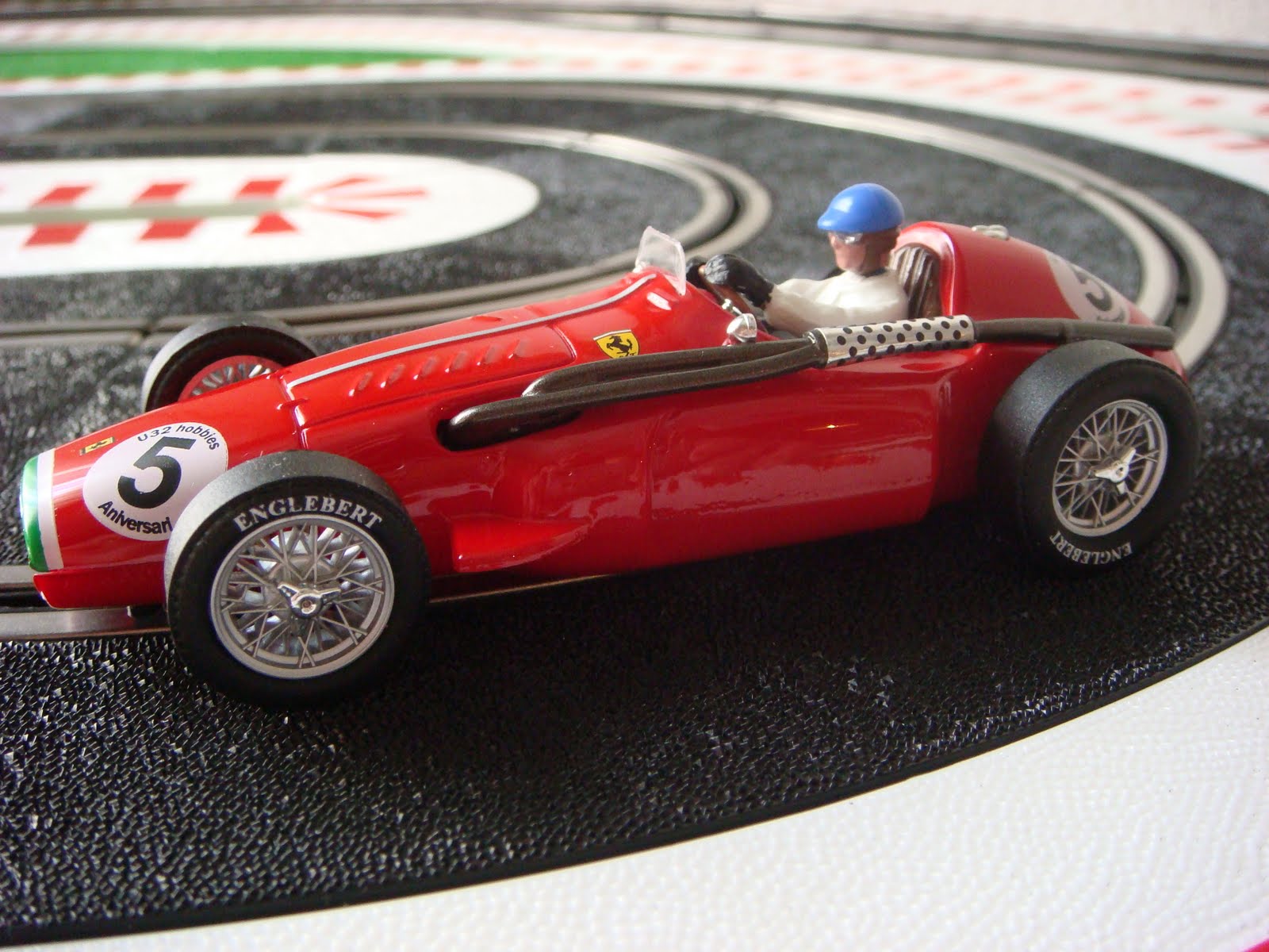 [Ferrari+555+Superscualo+ED+U32+Cartrix+02.JPG]