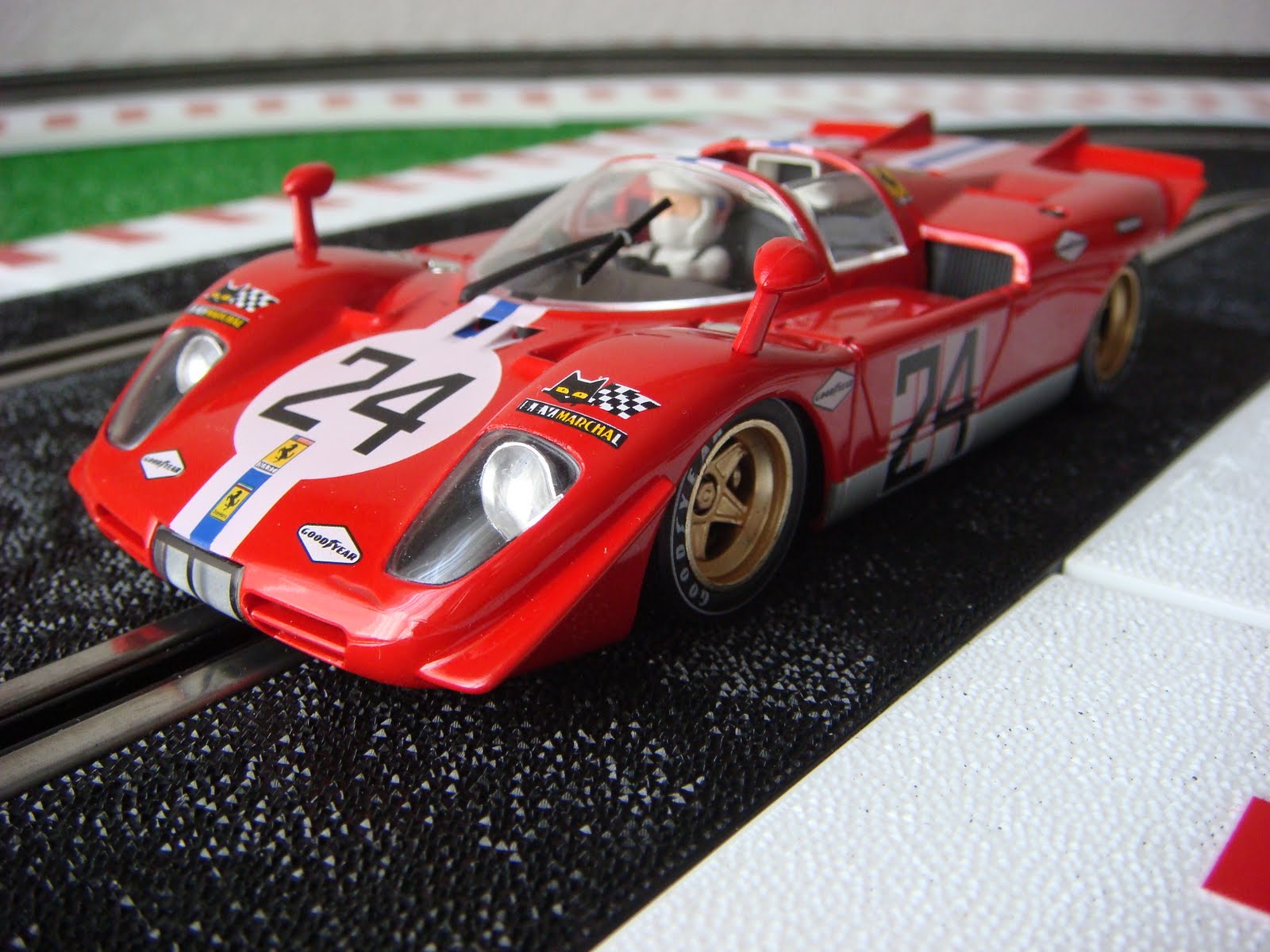 [Ferrari+512S+Sebring+1970+Fly+car+02.JPG]