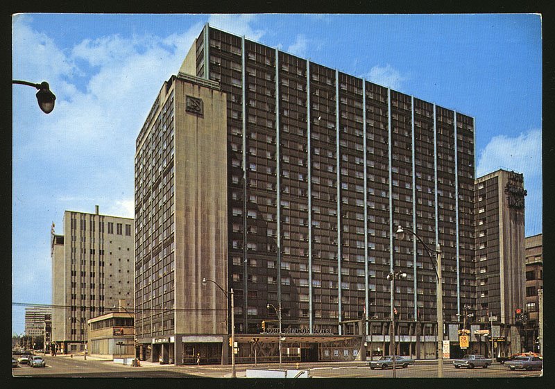 [lord+Simcoe+Hotel.jpg]