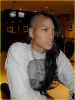 Cassie Shaved Head Pics 117