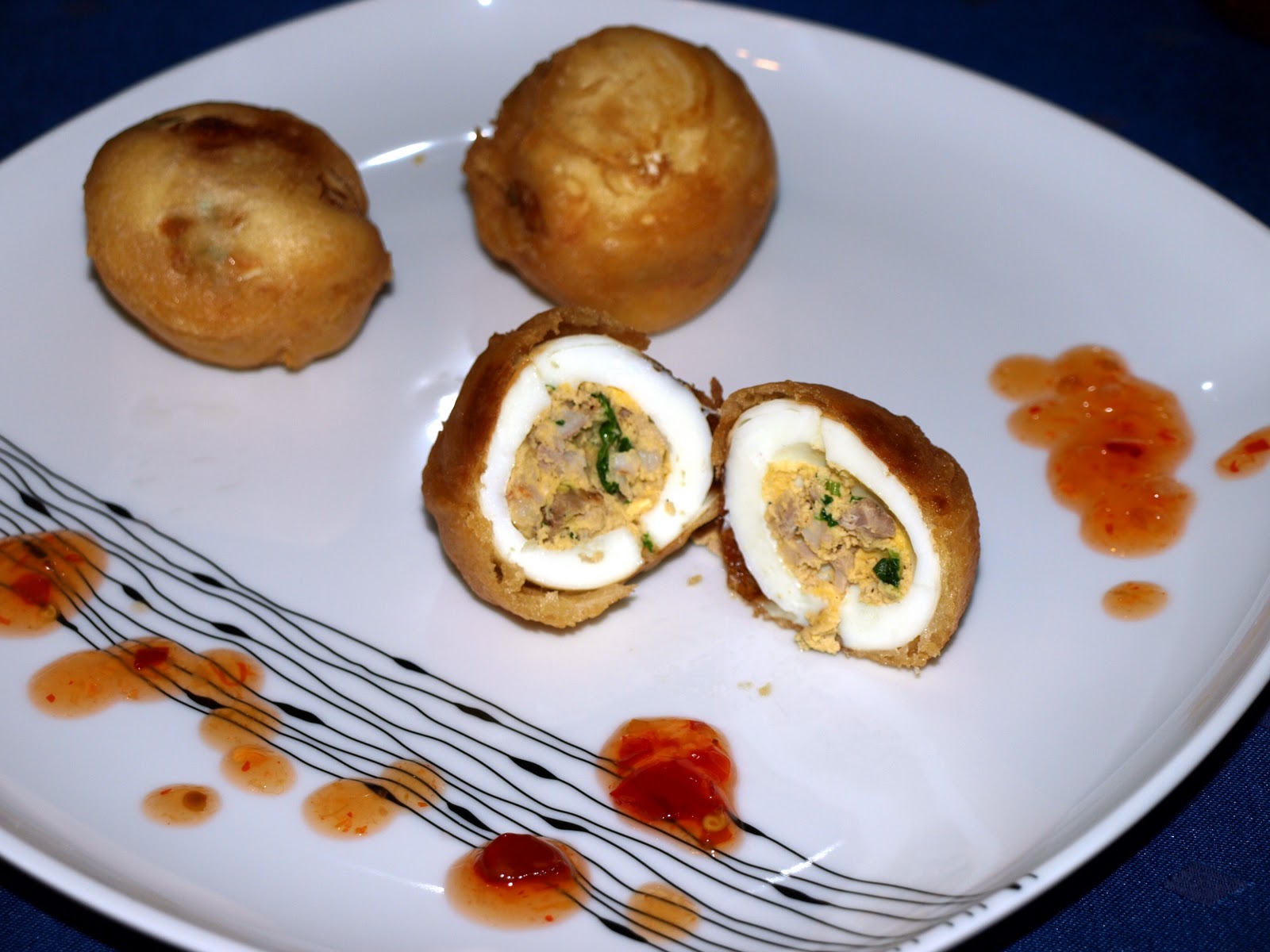 Hauptsache, es schmeckt!: Frittierte Eier mit Garnelen und ...
