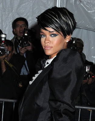 Rihanna Hairstyles Image Gallery, Long Hairstyle 2011, Hairstyle 2011, New Long Hairstyle 2011, Celebrity Long Hairstyles 2069