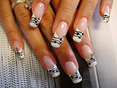 Black And White Nail Designs Pictures. 2010 Prom Nail Designs
