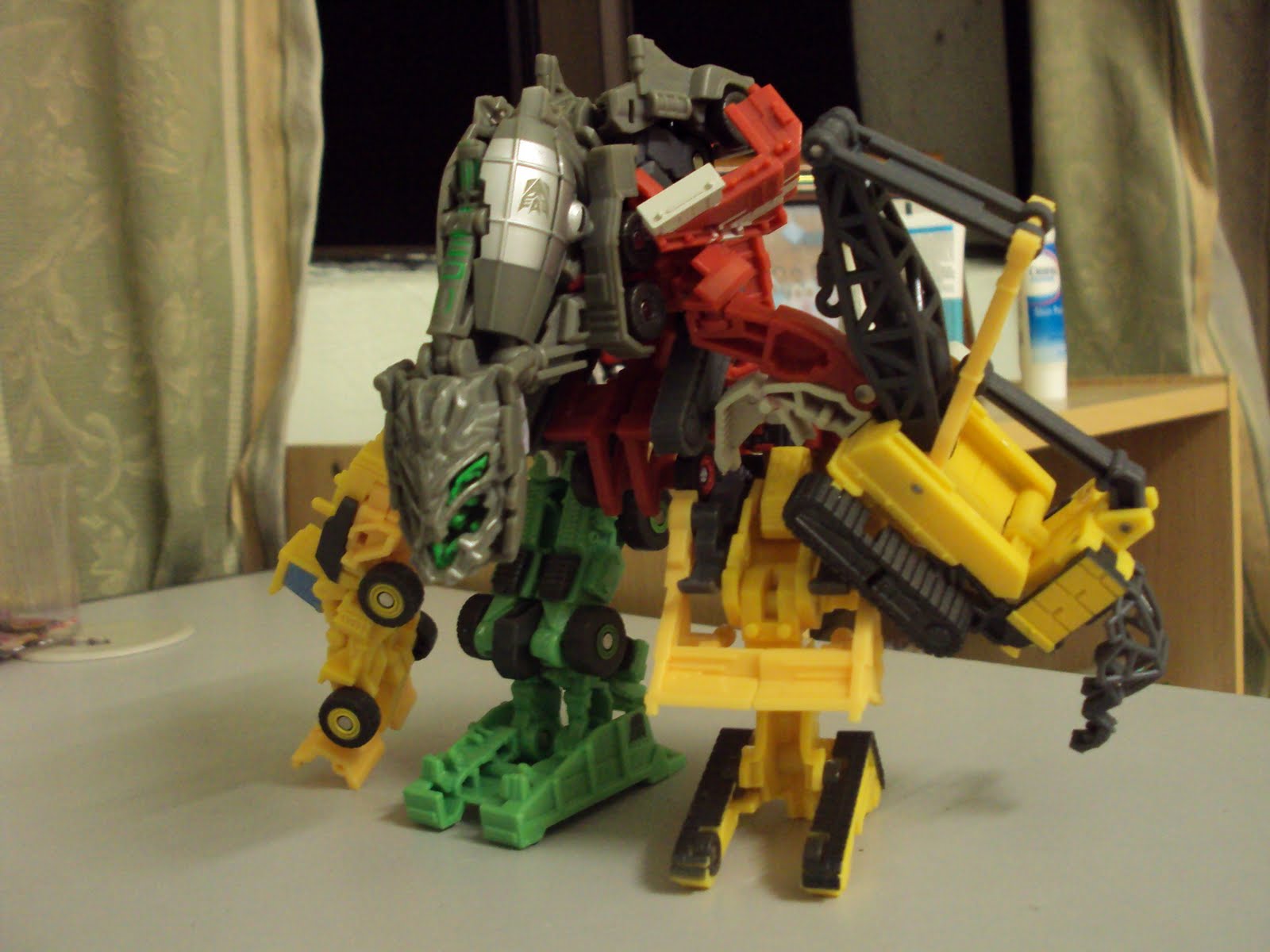 transformers devastator legends class
