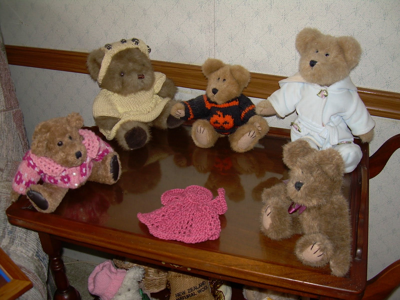 Nanny Jean Knits: My Teddy Bear Friends & sweaters