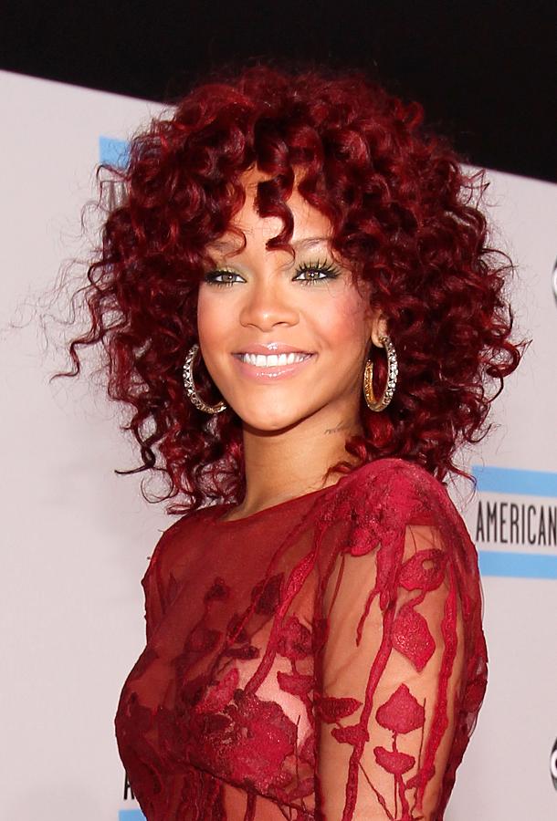 Rihanna - 2010 American Music Awards in LA November 21